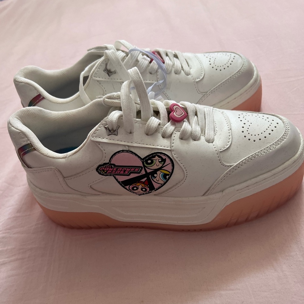 Bershka x Powerpuff Girls White and Pink Platform Sneakers - Picture 6 of 6